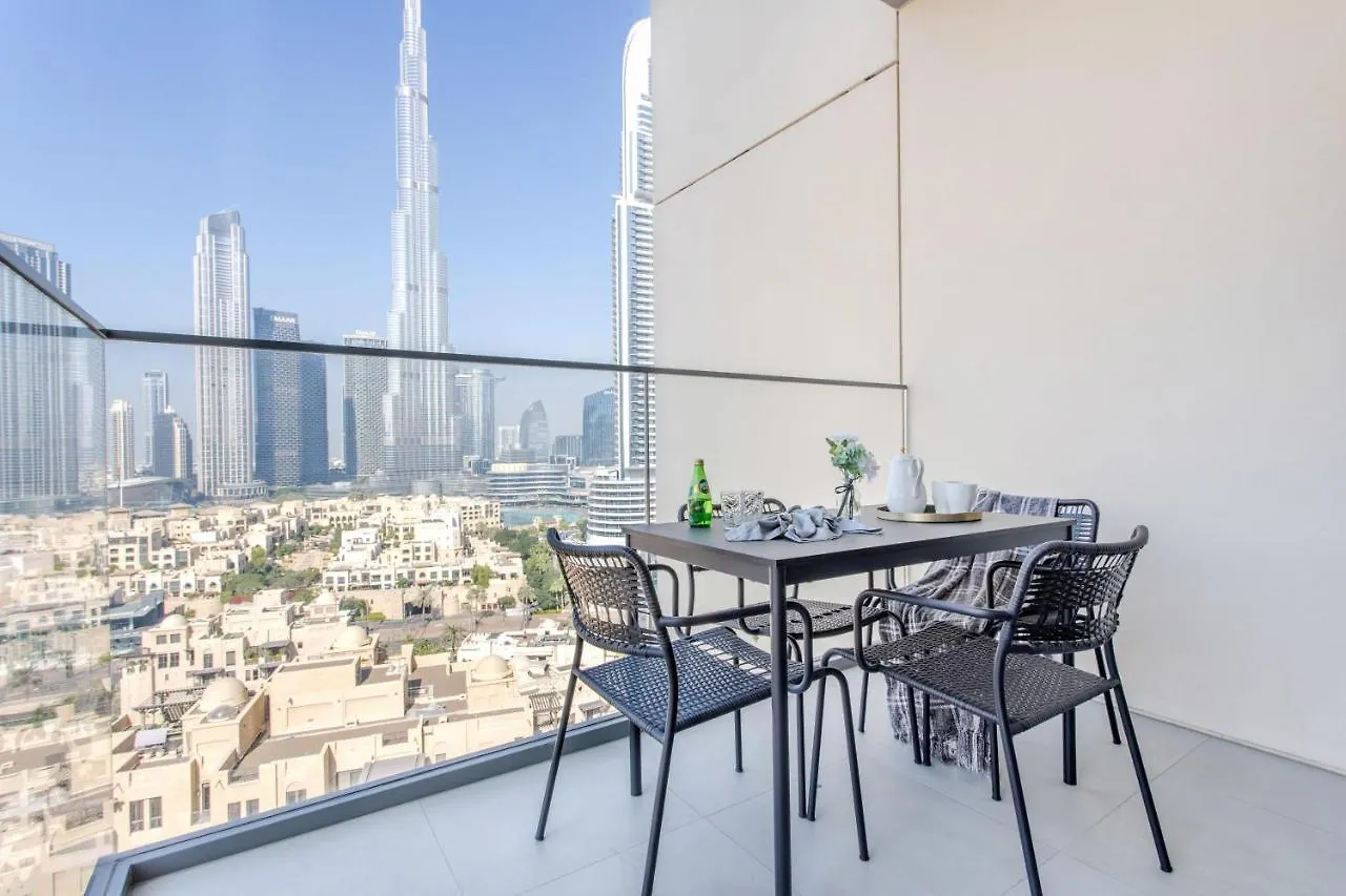 Frank Porter - Burj Royale contacts