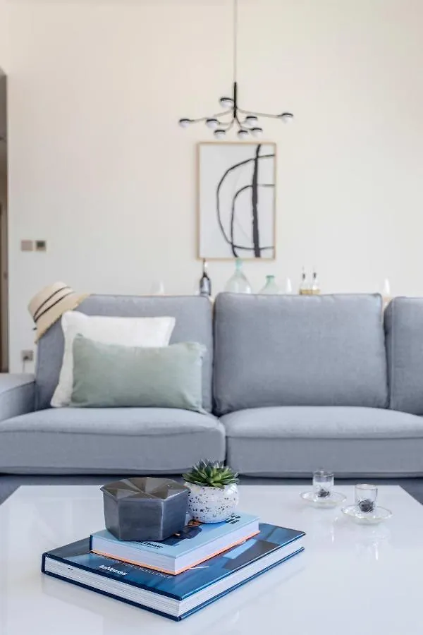 Apartment Frank Porter - Burj Royale Dubai