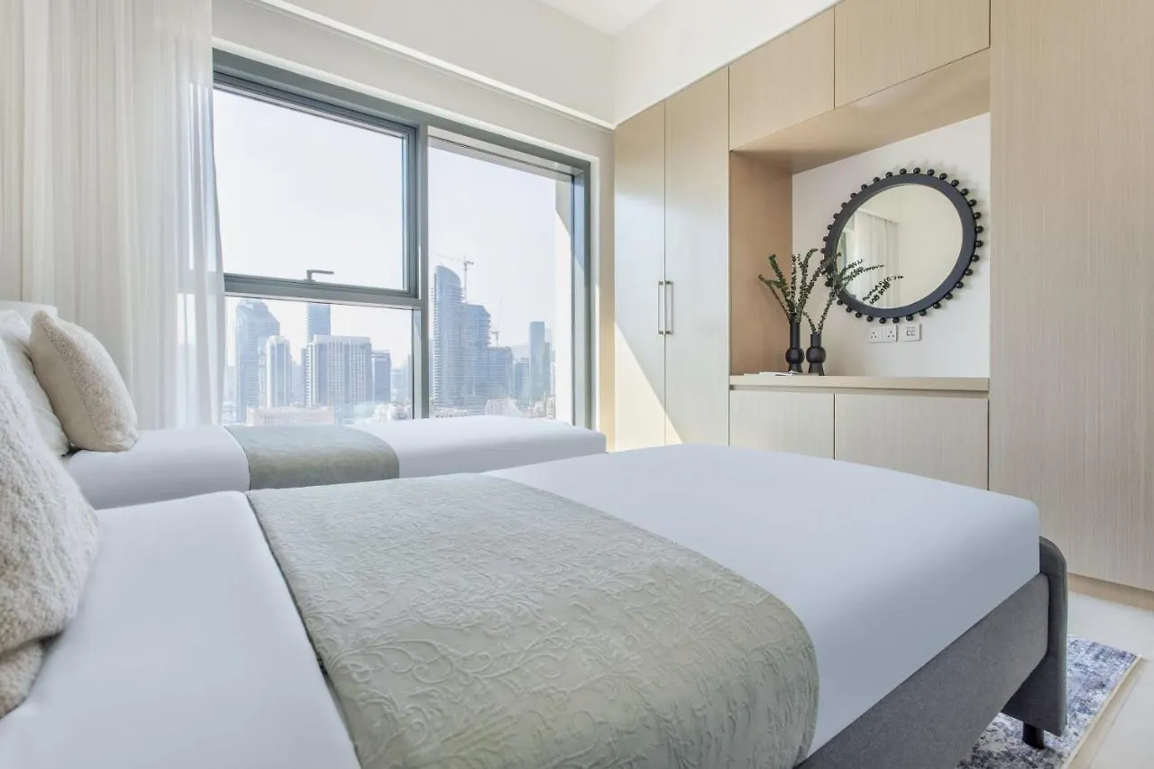 Apartment Frank Porter - Burj Royale Dubai