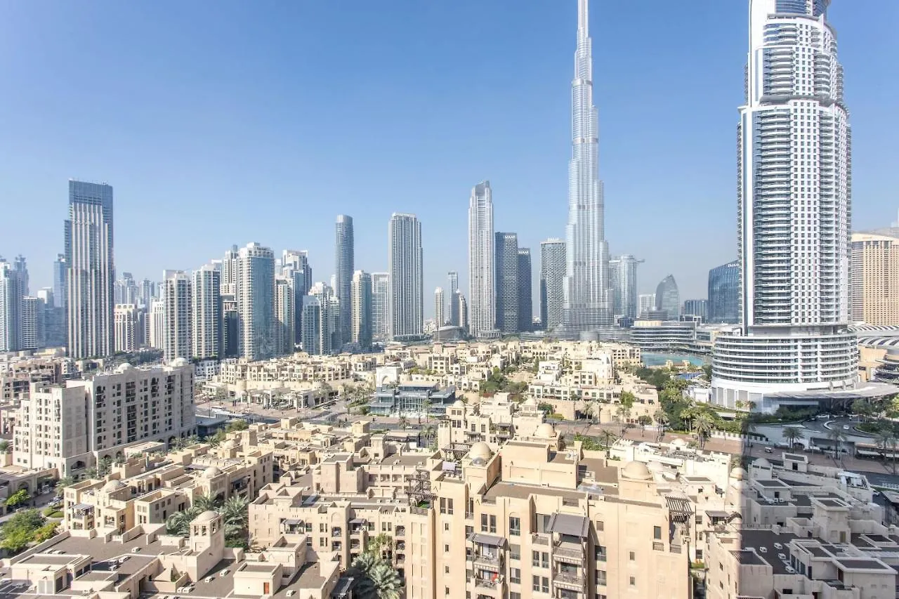 Frank Porter - Burj Royale Dubai United Arab Emirates