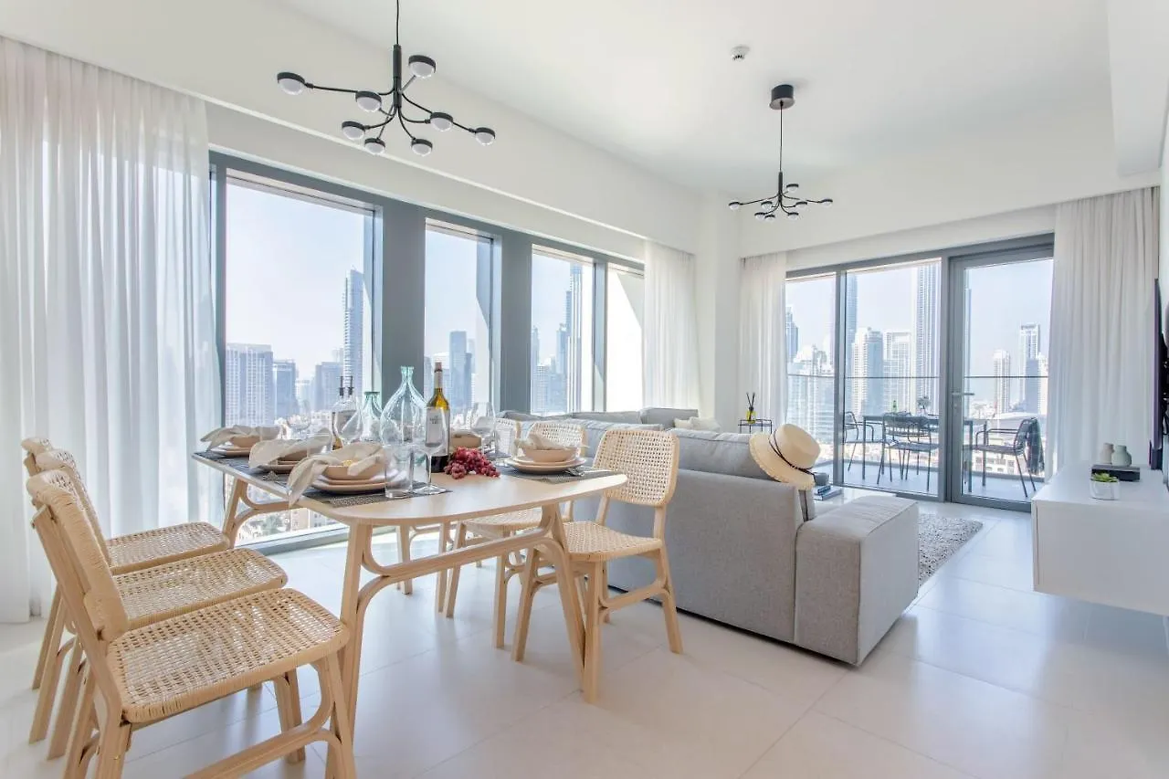 Frank Porter - Burj Royale Dubai Apartment