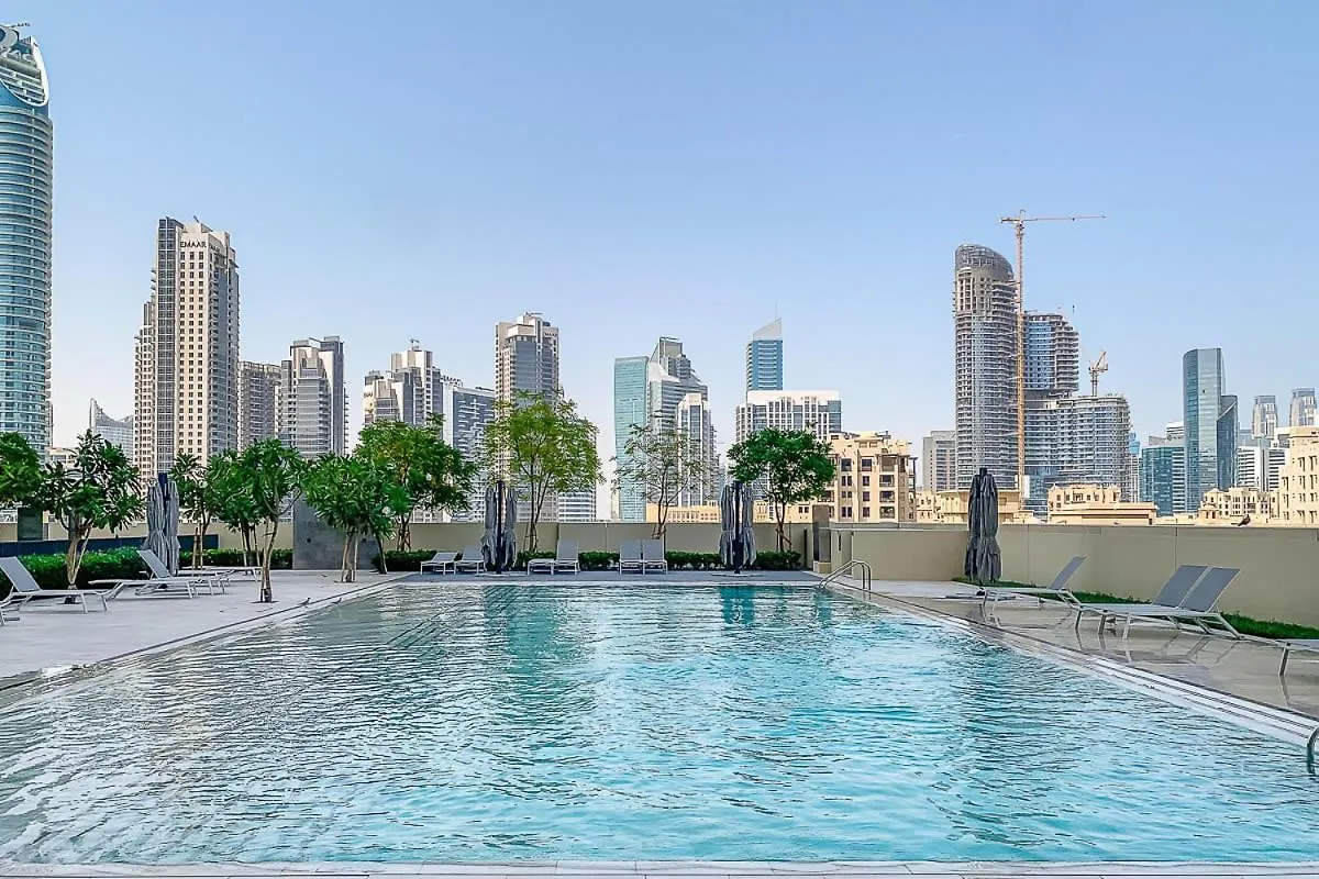 Frank Porter - Burj Royale Dubai 0*,  United Arab Emirates
