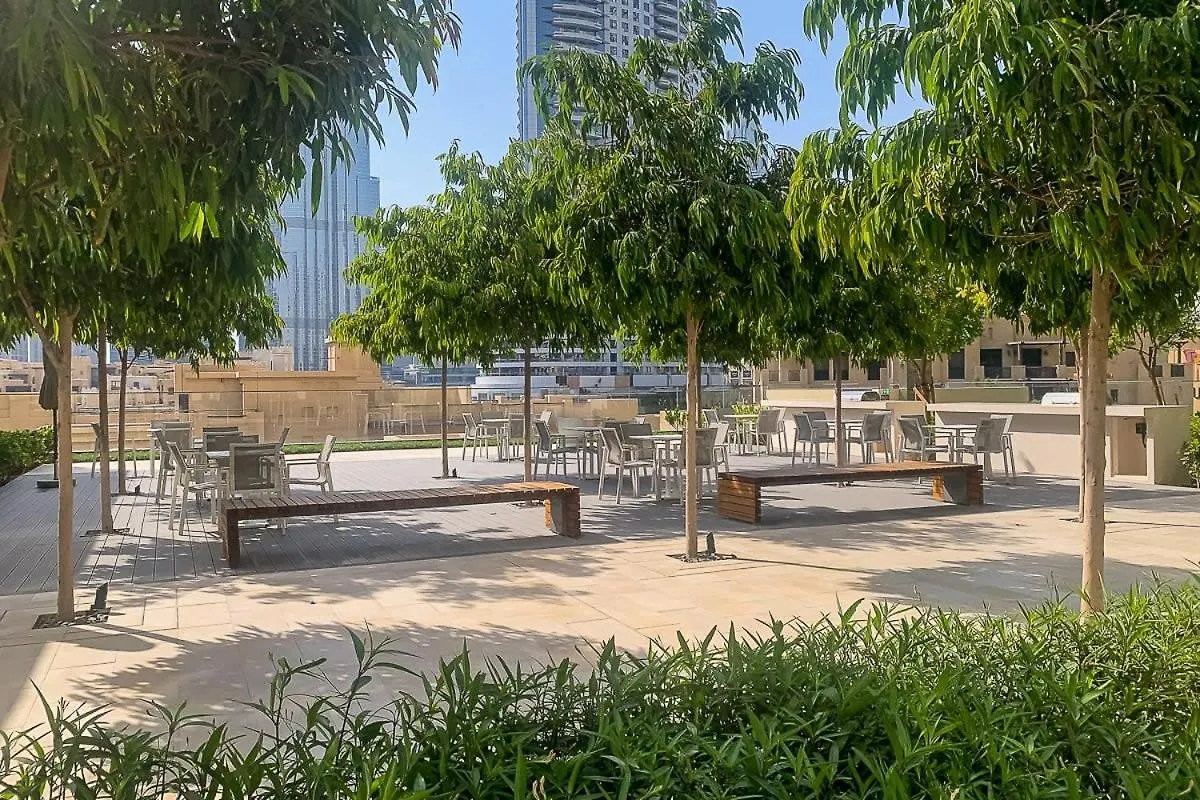 Frank Porter - Burj Royale Dubai